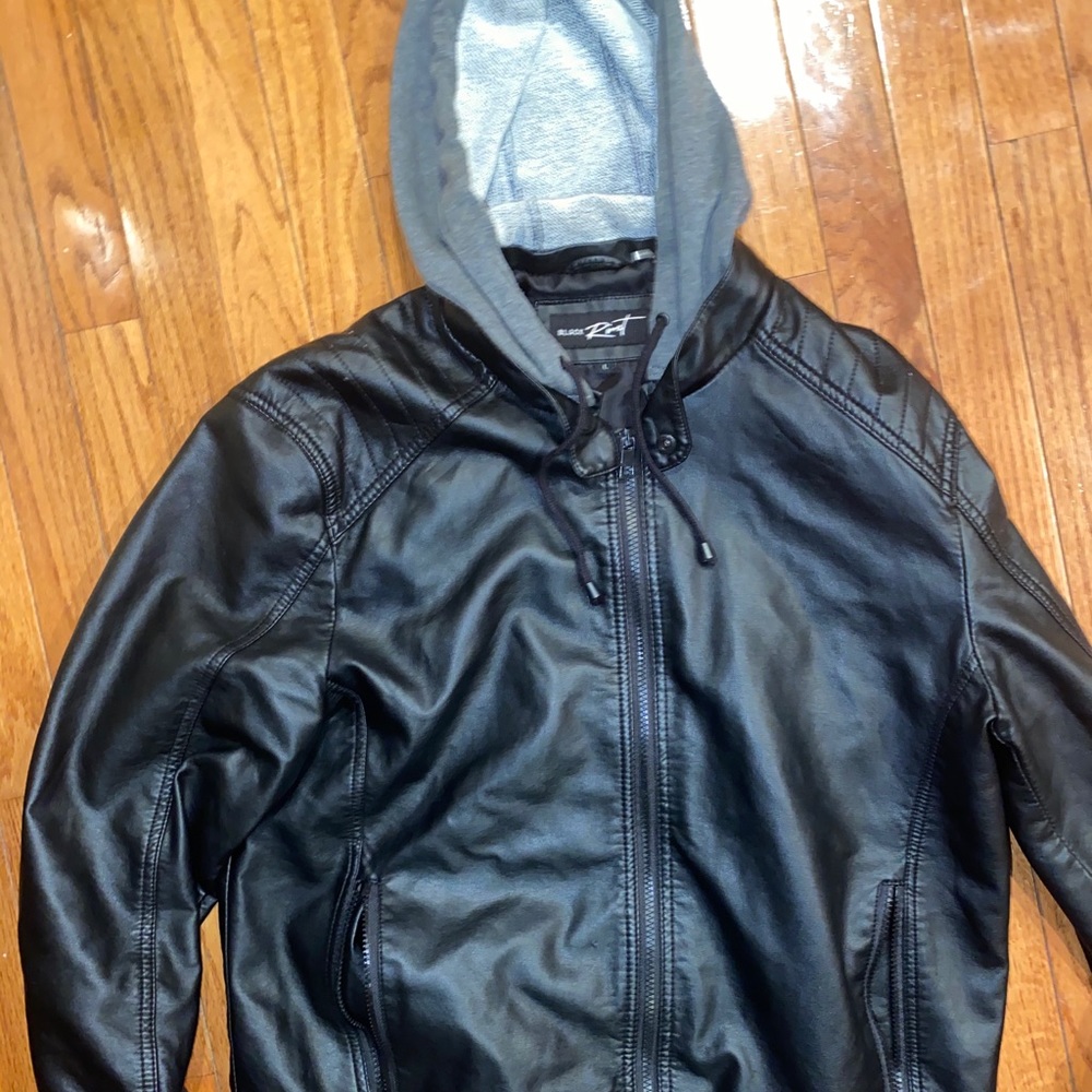 Black Rivet men’s Leather Bomber jacket